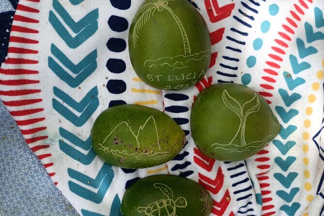 DIY Craft Your Own wooden Bowl : from a calabash fruit! - What makes this feel genuinely local (and not crowded)