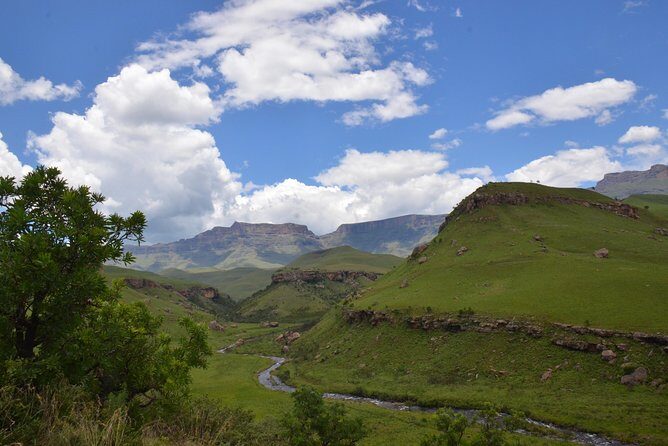 Drakensberg Giant's Castle Cave Art & Mandela Capture Site Tour from Durban - Howick Falls and a local market break