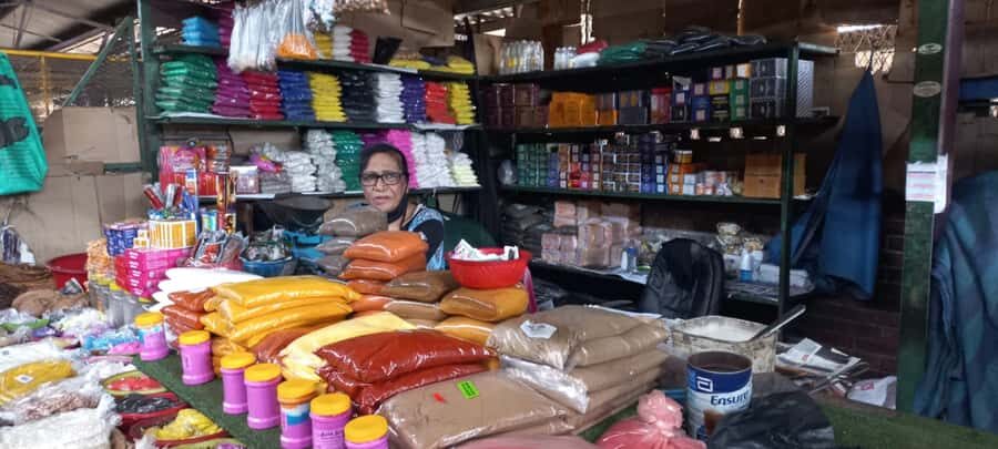Durban: Local Markets and Culture Guided Walking Tour - Durban Market Morning: What Johnny Focuses On