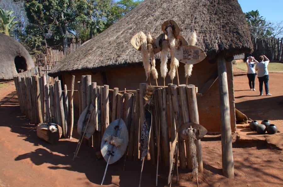 Durban: Phezulu Cultural Village & Reptile Park Tour - The day plan: timing, walking, and that street market stop