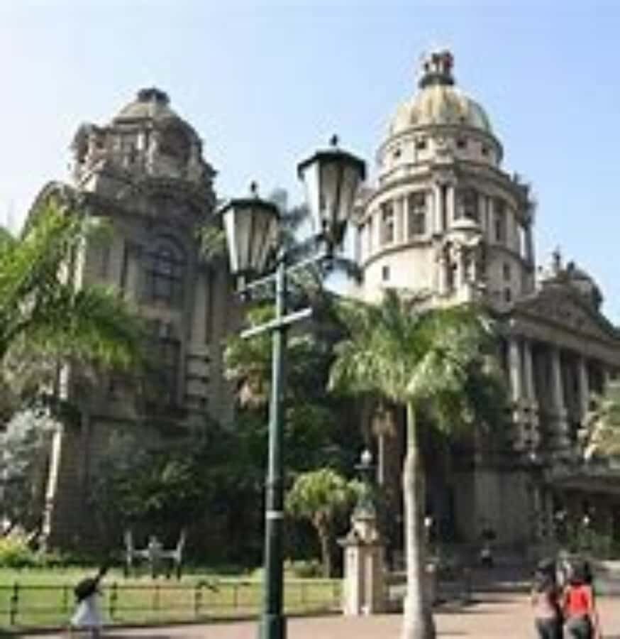 DURBAN:Highlights cityTour.Historically Cultural experience - Traditional medicine market: a respectful way to look at culture