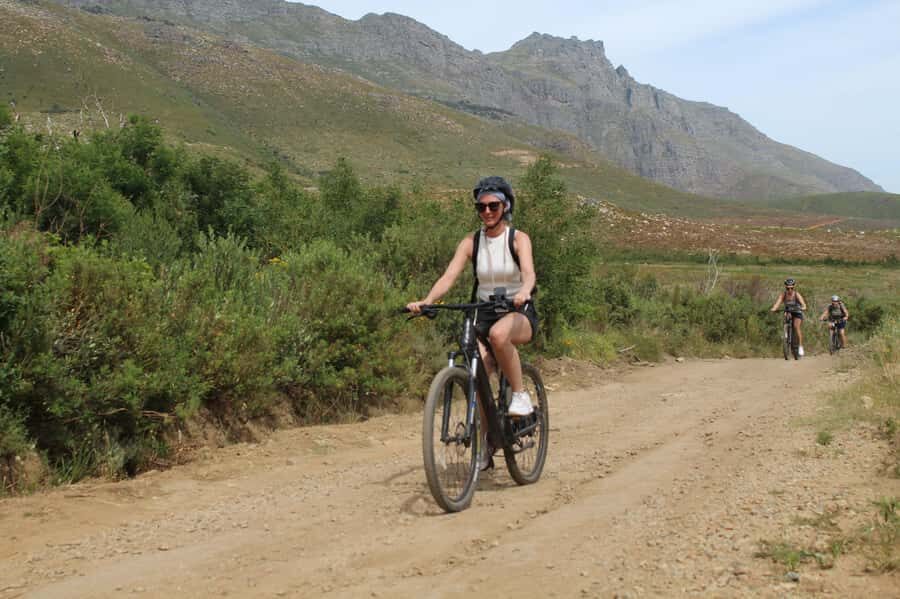 E-Bike & Hike Jonkershoek - Why Jonkershoek Reserve feels special from Stellenbosch