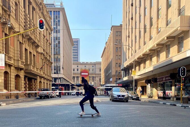 Exploring Johannesburg through Skateboarding - incl. skate lesson for beginners! - Gear, comfort, and what to pack for a street-skate afternoon