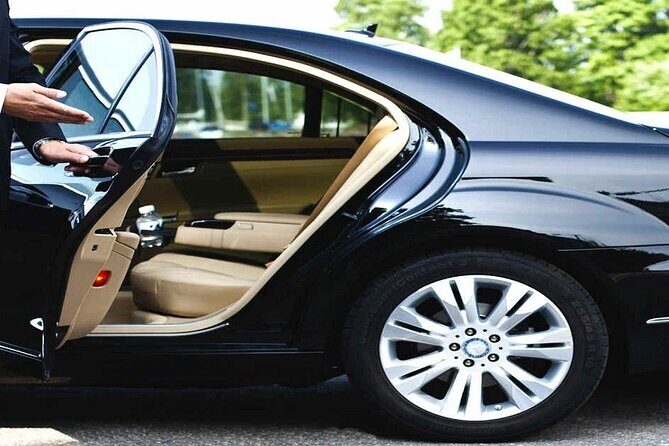 Fast Track (Expedited Arrival) & FREE Transfer To Hotel/Airbnb - Free One-Way Transfer to Your Resort: Why the Car Part Matters
