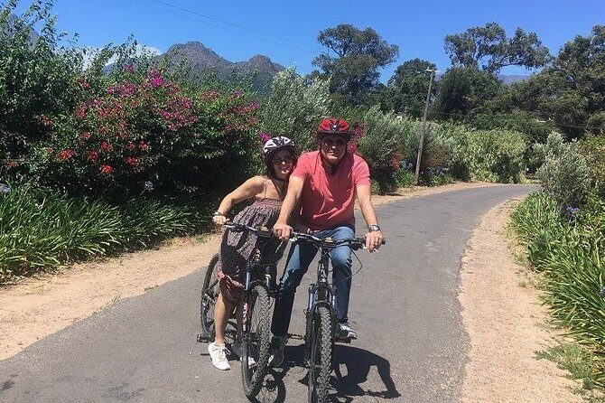 Franschhoek Cycle Experience Half Day - Private Tour - The guides make the ride feel like a story, not a schedule