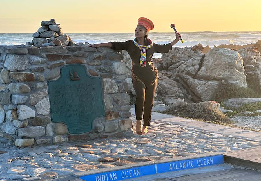 From Cape Town: Full-Day Cape Agulhas Private Tour - Stony Point penguins: the wildlife stop that sets the tone