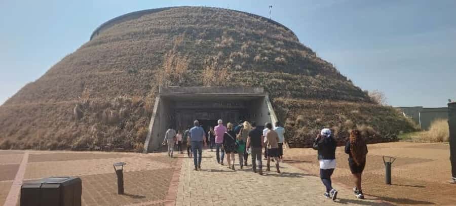 From Johannesburg: Cradle of Humankind Private Half-Day Tour - Sterkfontein Caves Reopening: What Changes When You Go in April 2025