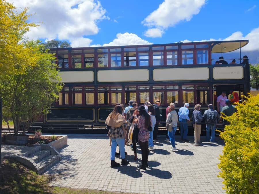 Full Day Cape Winelands Tour: Franschhoek & Stellenbosch - How to Plan Your Day: Timing, Clothing, and Food Choices