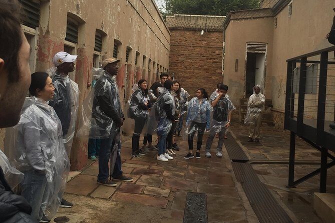 Full Day Johannesburg , Apartheid Museum and Soweto Tour - 8hrs - How to Get More from the Guide, the Driving, and Your Photo Time