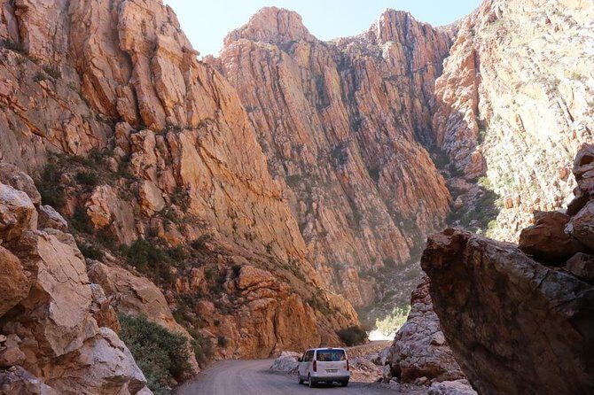 Full-Day Swartberg Mountain PRIVATE Tour (including lunch and transfers) - From Oudtshoorn to Swartberg Pass: a mountain drive with real payoff