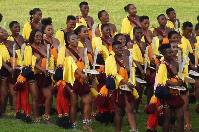 Full-day Tour of Eswatini (Swaziland) (Min. 2 pax) - Pickup options and the comfort checklist for a 10-hour day