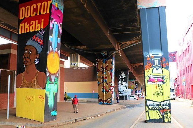 Half-day Johannesburg and Soweto - Maboneng Precinct and City Center Stops: More Than a Photo Break