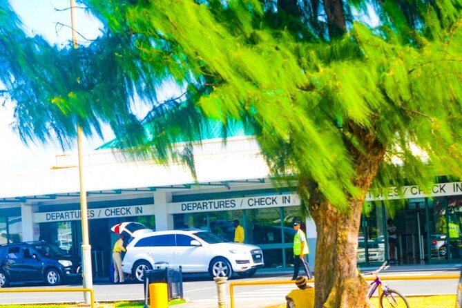 Hewanorra International Airport (UVF) Shuttle One-Way - Quick highlights I’d plan around