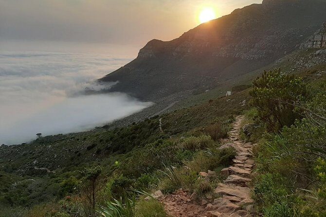 Hiking Table Mountain sunrise via Platteklip Gorge Morning Hike - Waking Up Cape Town: Sunrise Views From Platteklip Gorge
