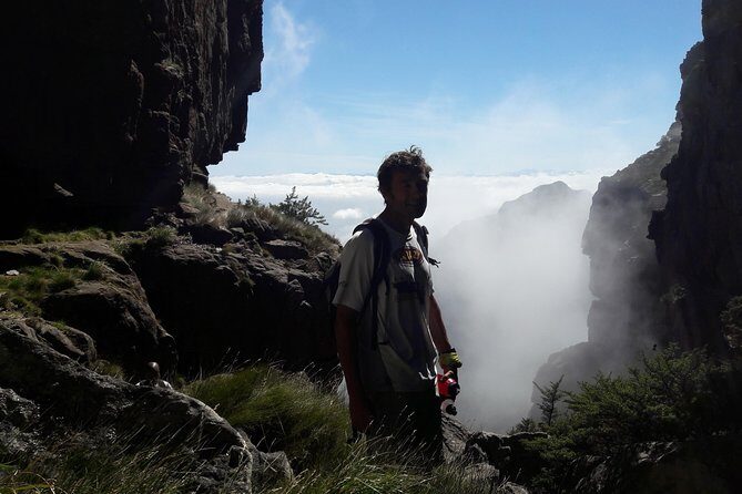 Hiking Table Mountain sunrise via Platteklip Gorge Morning Hike - Cable Car Descent: Save Your Legs, Budget for the One-Way Ticket