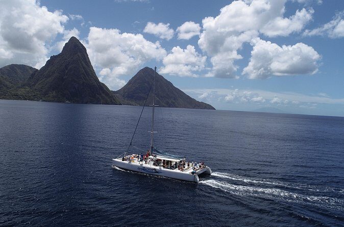 Hop & Drop Soufriere Transfer - Who This Boat Transfer Suits Best