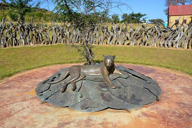 Isandlwana, Rorkes Drift and Fugitives Drift Battlefields Day Tour from Durban - Your Guide Matters More Than You Think (Fortune, Thami, Benson, Terry, Bella)