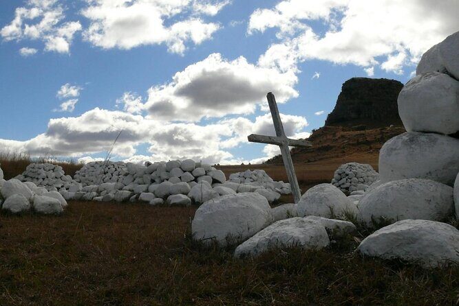 Isandlwana, Rorkes Drift and Fugitives Drift Battlefields Day Tour from Durban - Lunch at Buffalo River: Plan on Paying for Food and Drinks