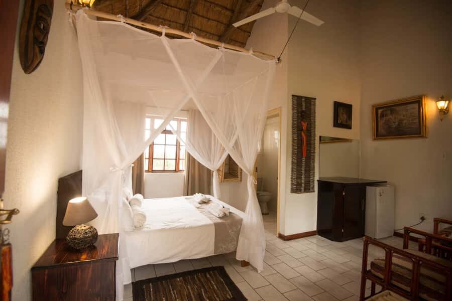 Johannesburg: 4-Day Classic Kruger National Park Safari - Balule Big Five Sunset Drive and Marula Tree Boma Night Food