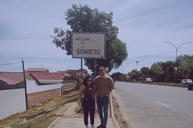 Johannesburg and Apartheid Museum and Soweto Guided Full-Day Tour - Constitution Hill Human Rights Precinct: Where Apartheid Ends and Democracy Begins