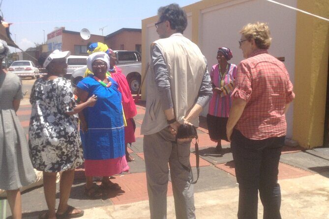 Johannesburg and Soweto Tour in French - Apartheid Museum: The Story Told Through Design and Space