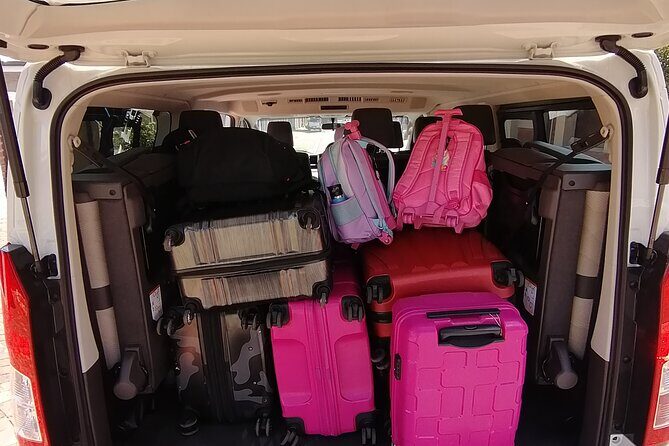 Johannesburg Private Shuttle Service - The Toyota Quantum ride: comfort, cleanliness, and room for luggage