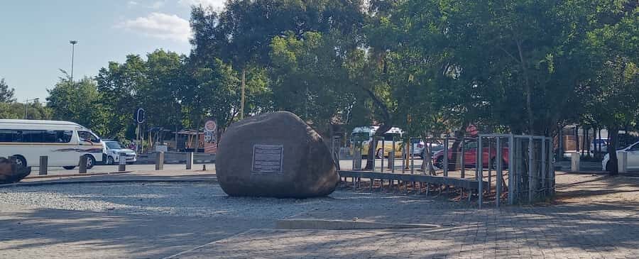 Johannesburg: Soweto History Tour with Hotel Pickup - Why this Soweto story starts around the World Cup Stadium