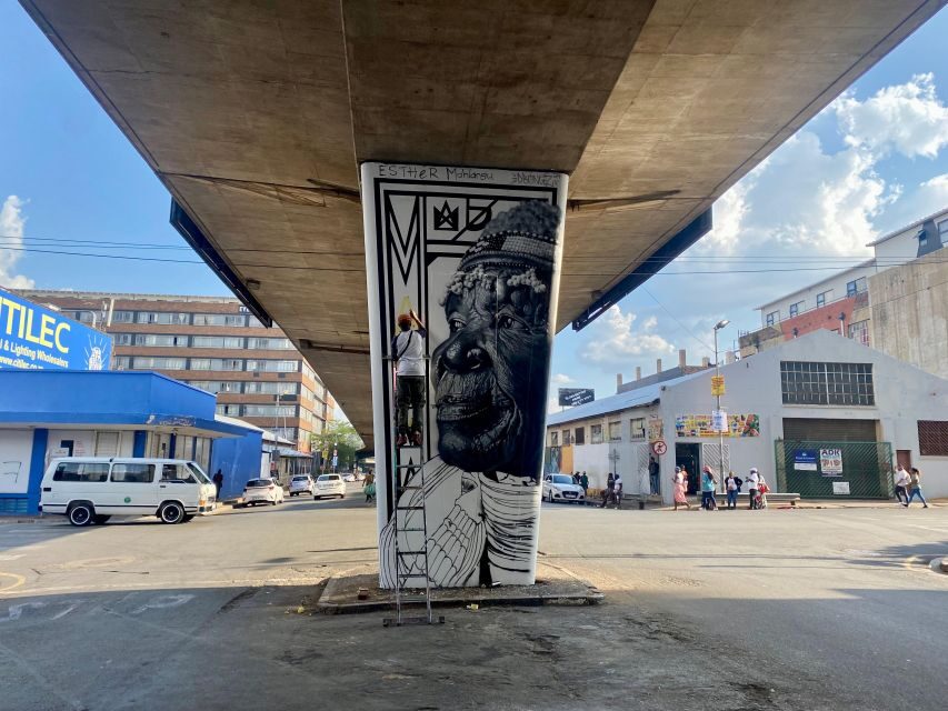 Johannesburg: Street Art and Culture in Maboneng! - Hide-Out Bar at Curiocity Backpackers: the anti-apartheid connection on the route