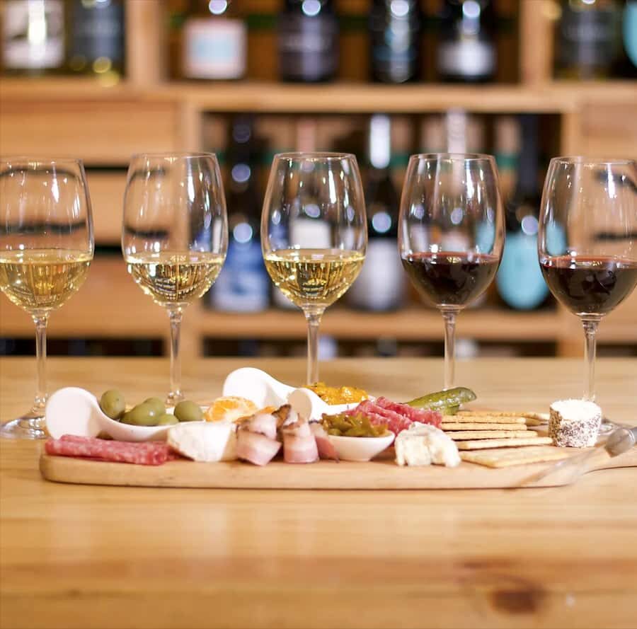 Johannesburg: Wine Tasting - Cedar Square in Fourways: Where the Tasting Actually Happens