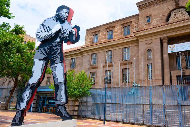 Johannesburg,Soweto & Apartheid museum tour - Price and Logistics: what you’re actually paying for
