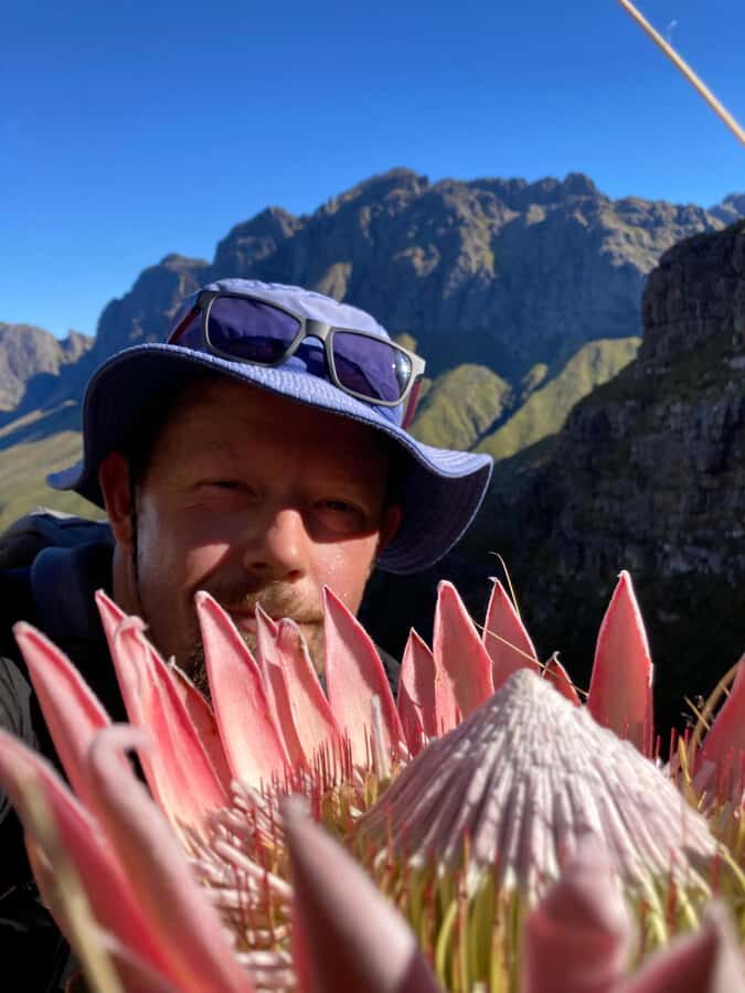 Jonkershoek Nature Reserve: Guided Panorama Trail Hike - Meeting at the Gate and Driving the 5 km Gravel Stretch