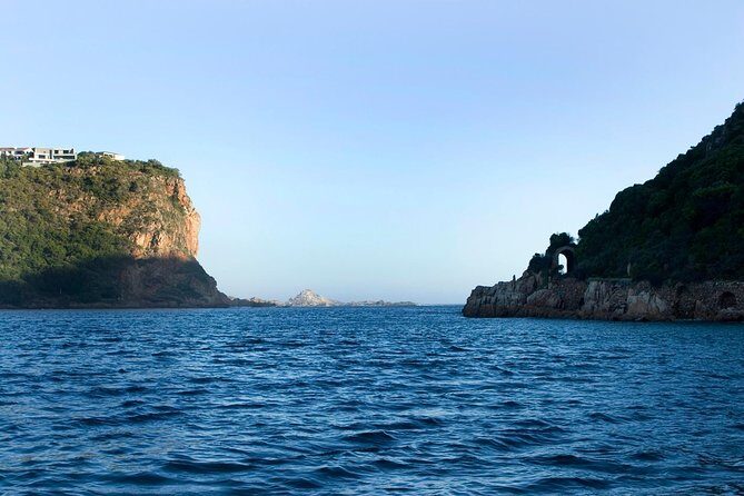 Knysna Lagoon Boat Cruises - Where you meet: Knysna Charters on Thesen Island