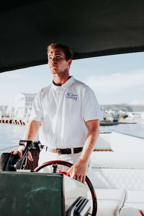 Knysna: Scenic Cruise Aboard a Luxury Lounge Cruiser - Price and value: $28 for a view, stories, and a luxury lounge feel