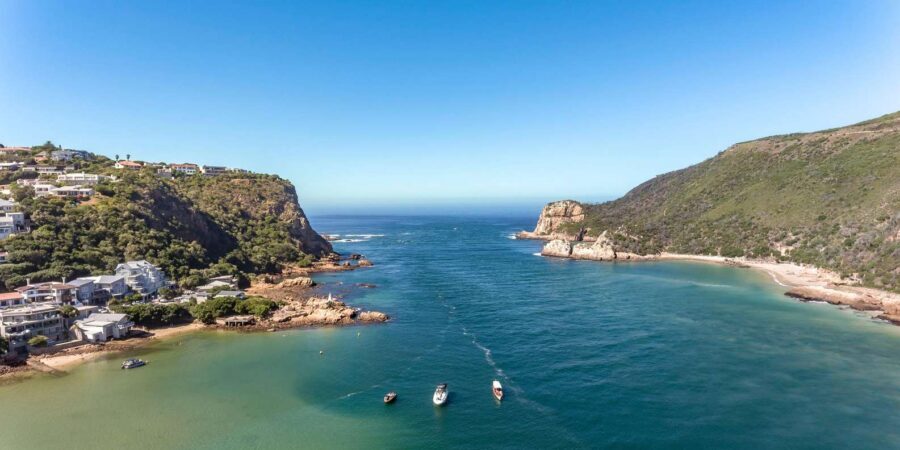 Knysna: Sightseeing Cruise on Coquette - Food, champagne, and oysters: what’s optional vs included