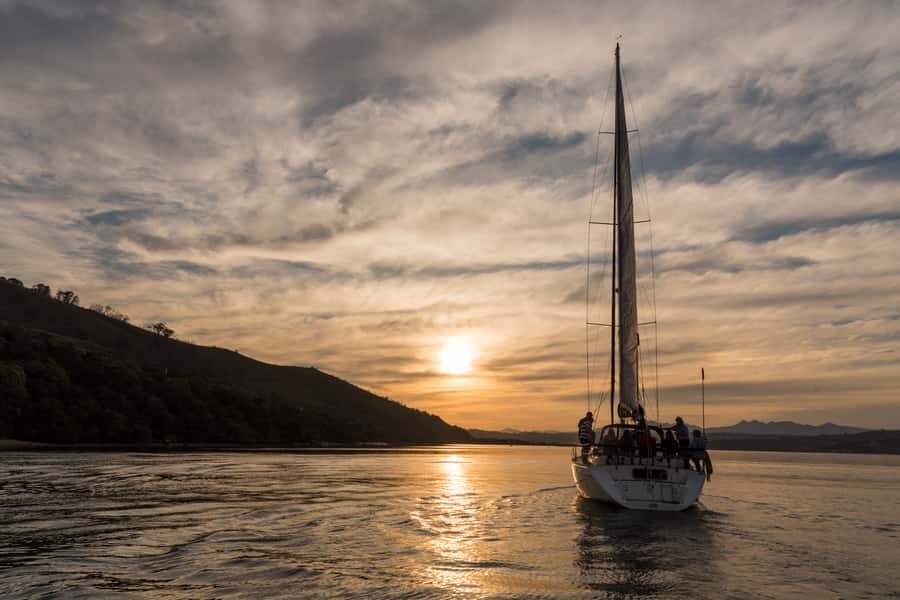 Knysna Sunset Sailing Cruise with Light Dinner and Wine - The Outeniqua mono-hull sailing experience (why this feels special)