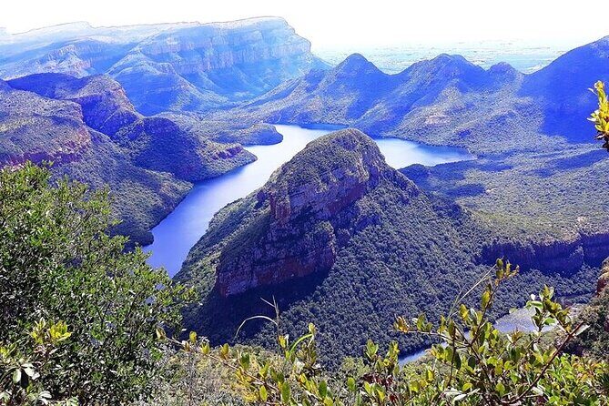 Kruger national park tour 4-days/3nights(Open safari truck) - Entering Kruger National Park on Day 1: Sunset and First Impressions