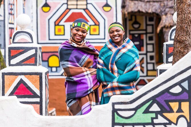 Lesedi Cultural Village Experience - Amphitheatre Introduction: The Video That Sets Expectations