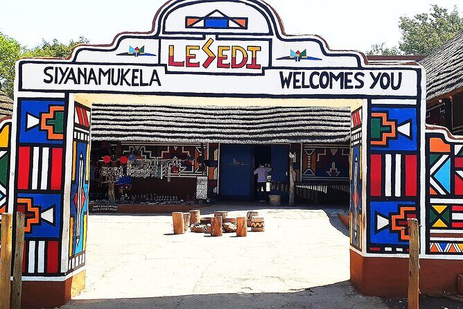 Lesedi cultural village tour - Lesedi Cultural Village: the best “one-day” way to see multiple tribes