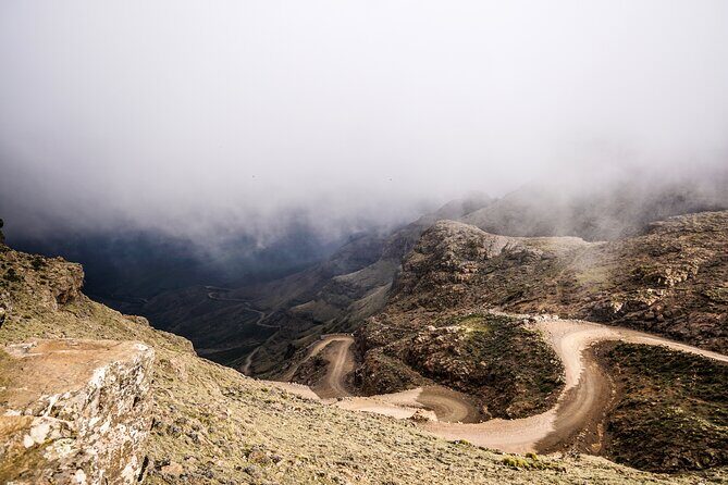 Lesotho 10 Hour Day Tour from Underberg and Himeville incl Lunch - Back over Sani Pass to the Highest Pub in Africa