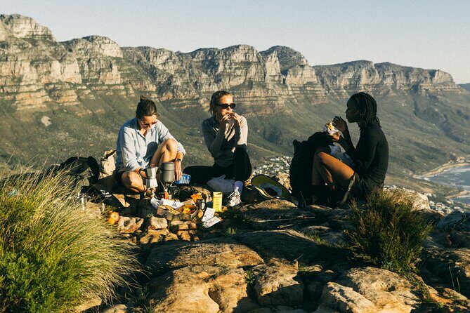 Lion's Head Hike-sunrise/sunset with professional private guide - Coffee/tea on the mountain: a small included thing that feels big