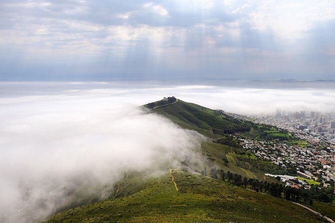 Lion's Head Sunset Hike in Cape Town - Summit ridge scrambling: ladders, chains, and exposure