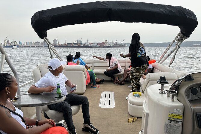 Luxury Harbour Ocean Boat Cruise - Onboard Comfort and the Crowd Size That Keeps It Relaxed