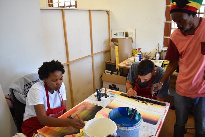 Painting & Drawing Jam with an Artist Activist w/ Kids add-on - Getting There: Start Point, Pickup Options, and What the Guide Does