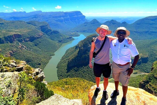Panorama Guided Experience - Stop 4: Blyde River Canyon Nature Reserve and the Three Rondavels