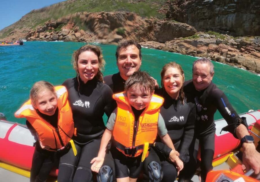 Plettenberg Bay: Seal Viewing Boat Trip - Beyond seals: birds, gannets, and the wildlife mix