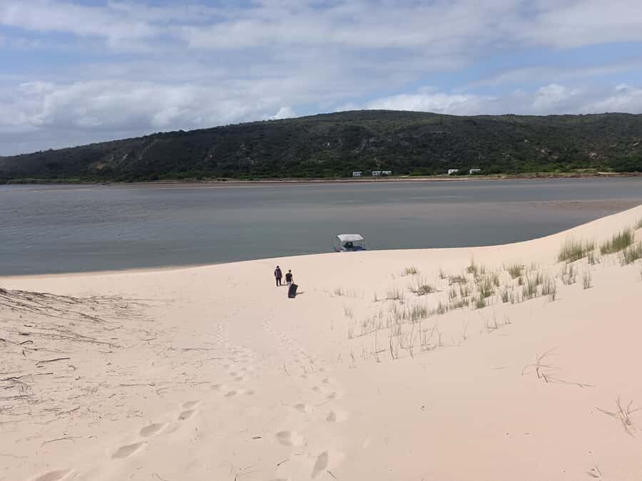 Port Elizabeth: Sundays River Cruise and Kragga Kamma - Using your guide well: English instruction and smarter spotting