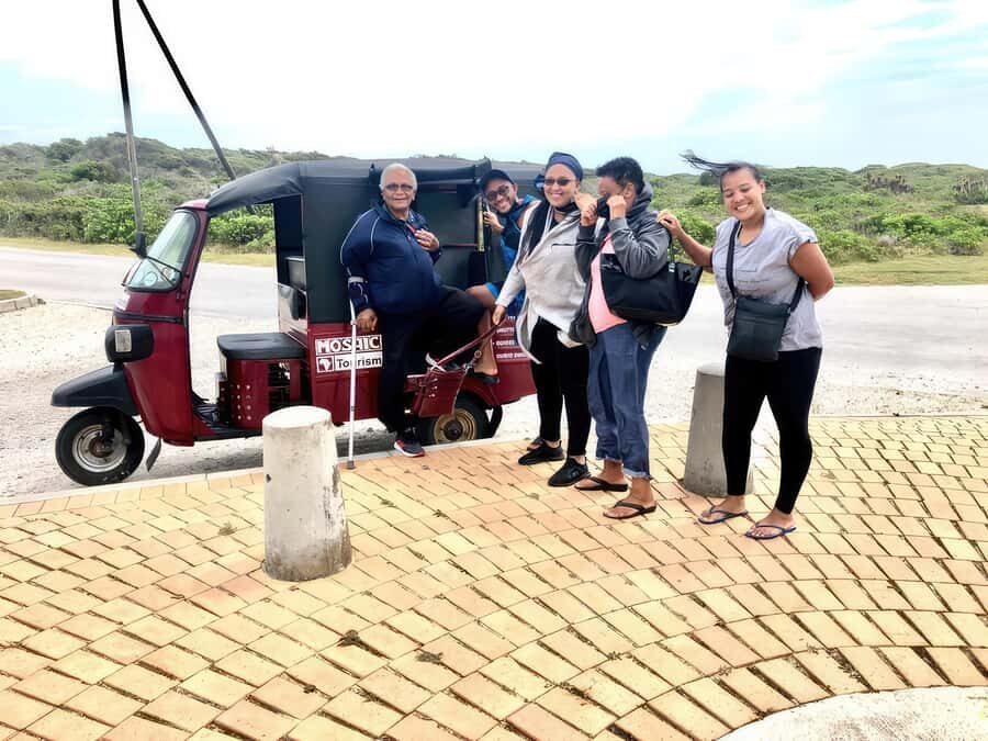 Port Elizabeth tuk-tuk tour, experience the natural beauty. - The WW2 Coastal Fortress Observation post