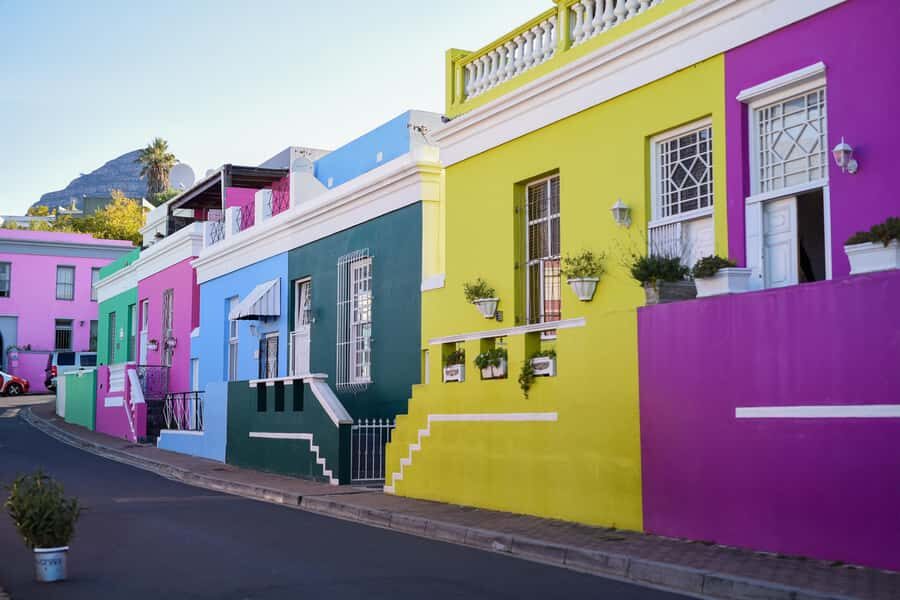 Pre-Booked: Robben Island, Bo-kaap & Table Mountain Tour - A Cape Town identity day, paced for one long trip