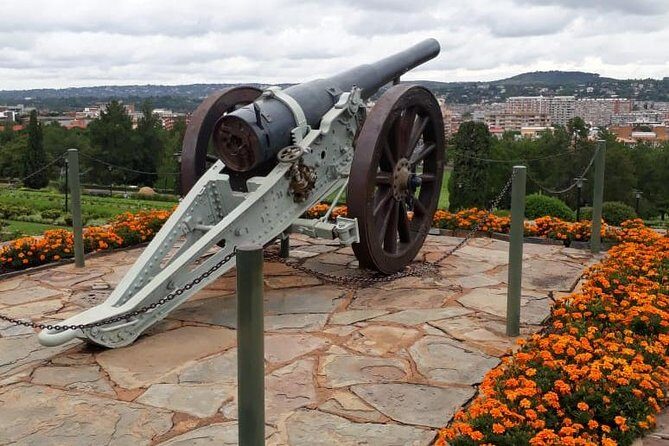 Pretoria Tour - Stop 2: Union Buildings for the view of government in action