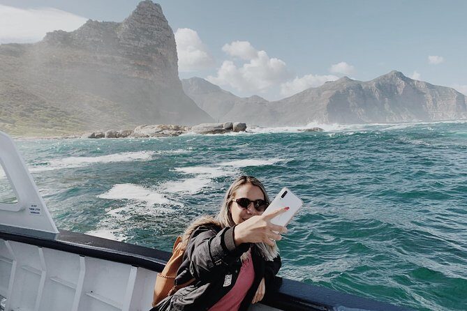 Private Cape Peninsula Tour, With Close Range Penguin Encounter From Cape Town. - Hout Bay and the Optional Seal Island Stop